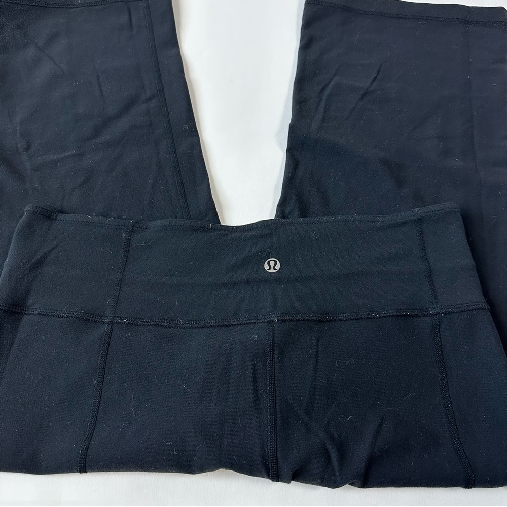 Lululemon Reversible Capris - Picture 2 of 6